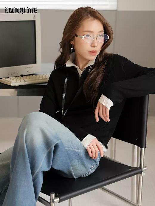 【门店同款】ENJOY春季“柔权主义”双色拼接高领针织上衣 169253142 商品图2