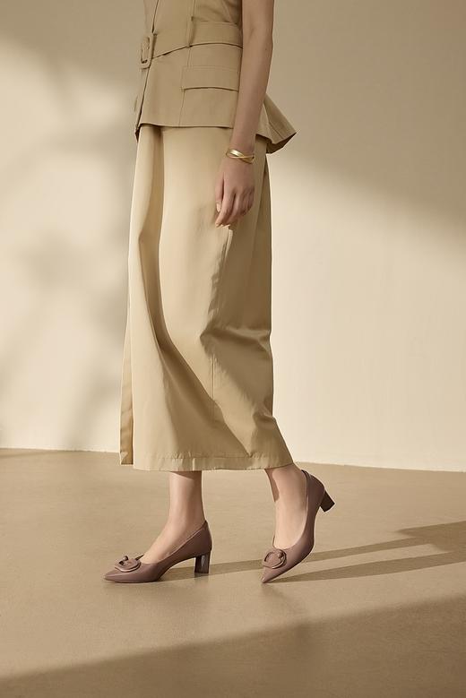 千百度2026年春季新款时装单鞋A26185649 商品图4