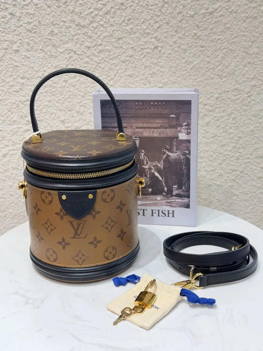 LV 拼色 老花 发财桶 商品图0