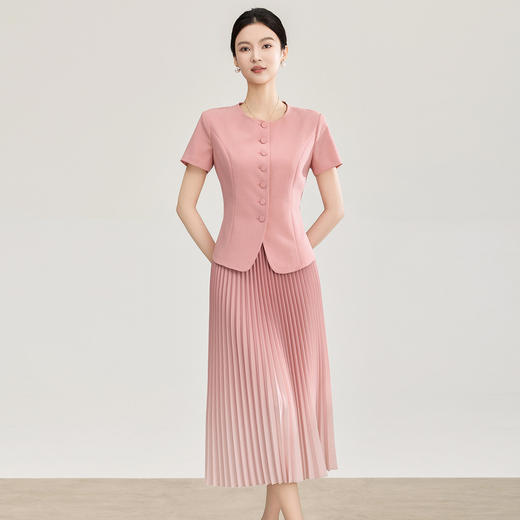 「高货wl」全新升级【铂金会员367/天猫499/差价132】(05650)洛诗琳2026春季新款气质优雅通勤短袖上衣+时尚渐变百褶半身裙两件套 商品图0