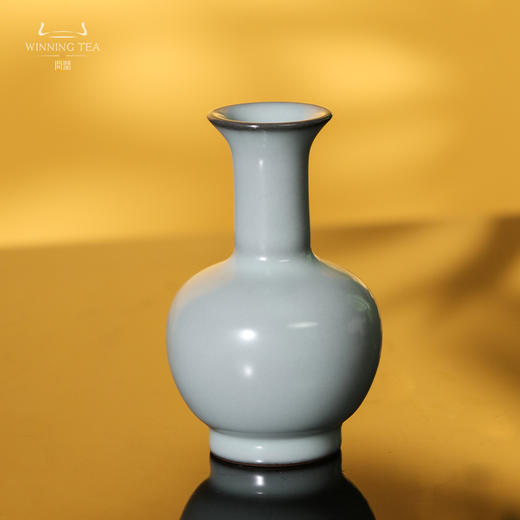 问鼎官窑长颈瓶(小) 商品图1