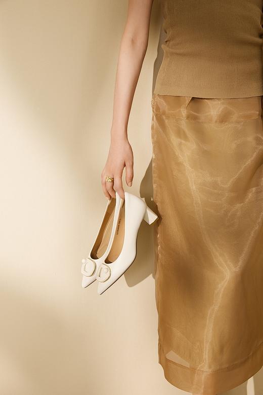 千百度2026年春季新款时装单鞋A26185649 商品图0