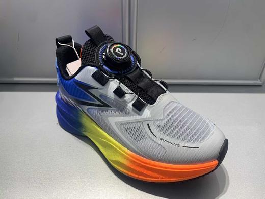 【春上新】【5折】8楼普西拉童鞋P7215144   大童超轻春款运动鞋  吊牌价：529  折后：265元 商品图0