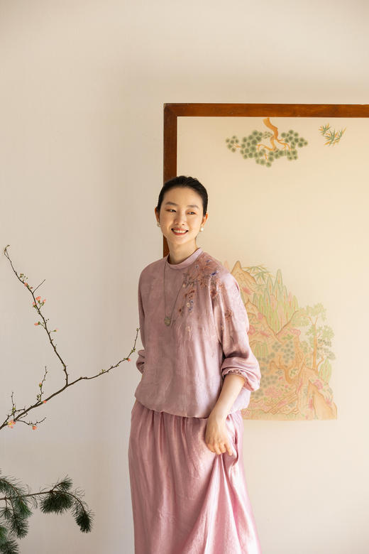 牧衣游原创 24姆米重磅桑蚕丝混纺重工手绣小衫宽松圆领套头 禾时 商品图5