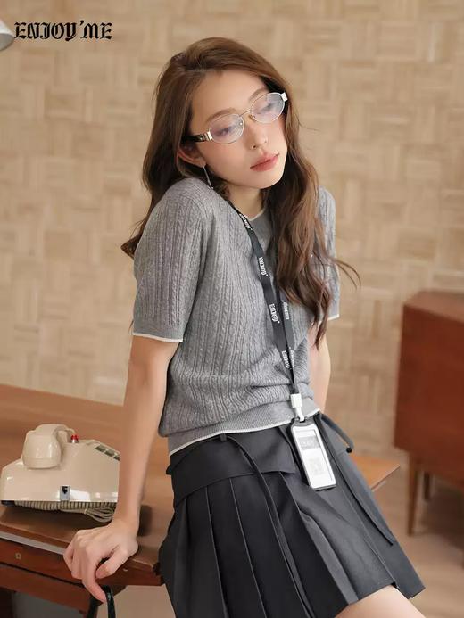 【门店同款】ENJOY春季“柔权主义”蝴蝶结钉珠针织上衣 169253206 商品图2