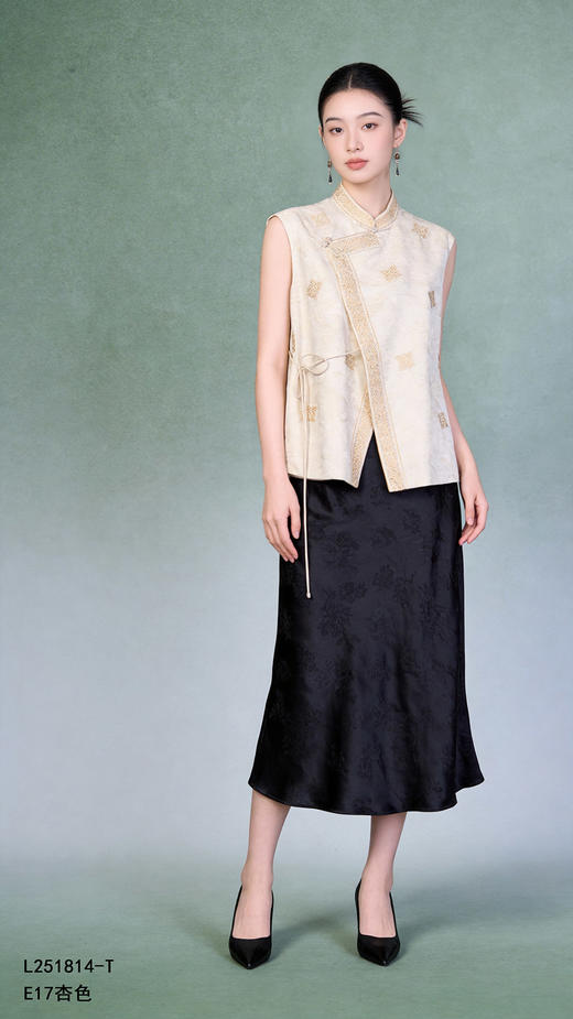 L251814-T马甲 商品图5