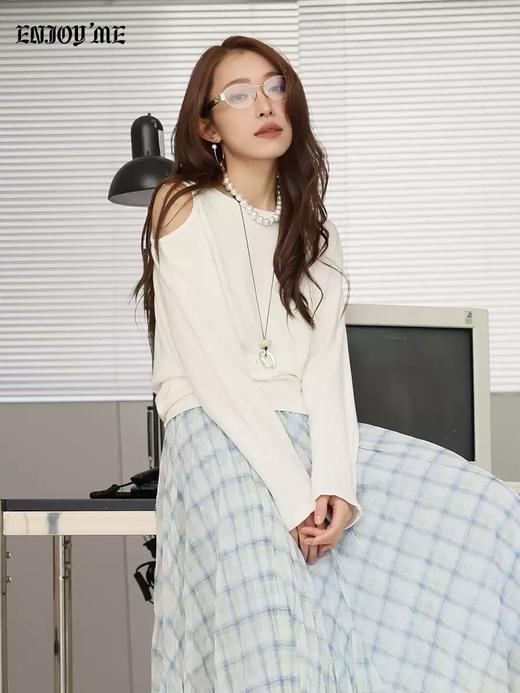 【门店同款】ENJOY春季“柔权主义”两穿露肩上衣 169248061 商品图1