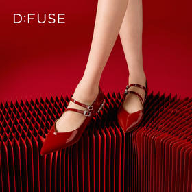Dfuse迪芙斯2026春季新款尖头双条带钻口亮面漆皮单鞋平跟鞋DFE1114022