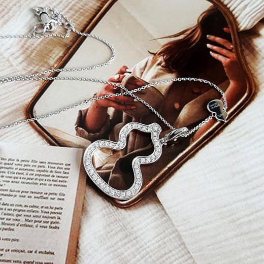 【95新】Qeelin麒麟Wulu系列大号白金满钻镂空葫芦项链 链长约41cm，吊坠尺寸26*19.7mm女士280126NJS12 商品图4