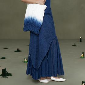 【林栖设计小店】植物染色|手工植物蓝纯棉绣花蜜褶2026春新款鱼尾半身裙1961132