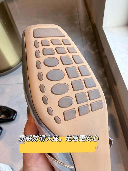 手工定制复古时髦玛丽珍｜时髦百搭 优雅俏皮 牛蜡皮手抓纹光泽如新耐穿好打理；垫脚小羊皮柔软透气不磨脚；2.5cm粗跟跟高行走如履平地；时髦优雅有腔调超好搭！ 商品图2