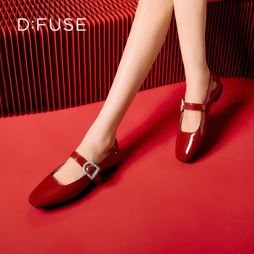 Dfuse迪芙斯2026春季新款多巴胺色彩方头舒适软底玛丽珍单鞋DFE1111111 商品图0