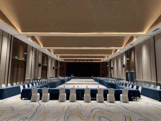 【聚会专享|烟花季】扬州| 扬州君烨国际酒店聚会套餐，799元/单人3晚起，4人起订，烟花三月下扬州。 商品图4