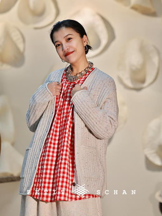 Petit Schan小闪 CLO#1045 Surprise 彩蛋 纯羊毛彩点纱V领针织开衫 商品图2