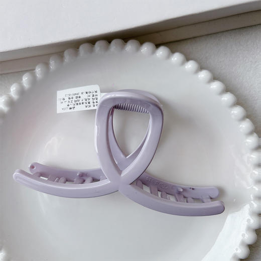 莫兰迪淡彩大八字抓夹-纪念日百货门店同款169248298 商品图1