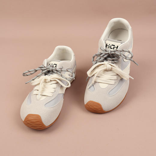 和诚行·2026春季新款软底百搭薄底高级感女式运动休闲鞋0010861 商品图2