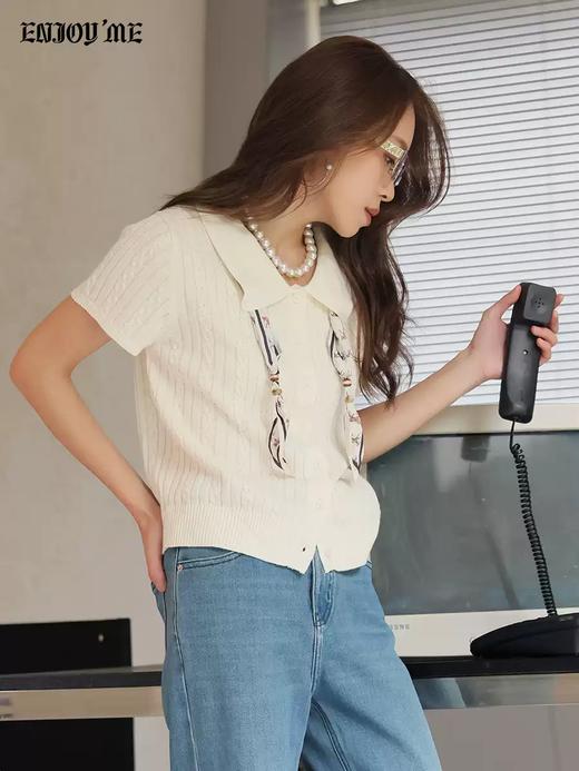 【门店同款】ENJOY春季“柔权主义”配丝巾短袖针织衫 169250398 商品图2