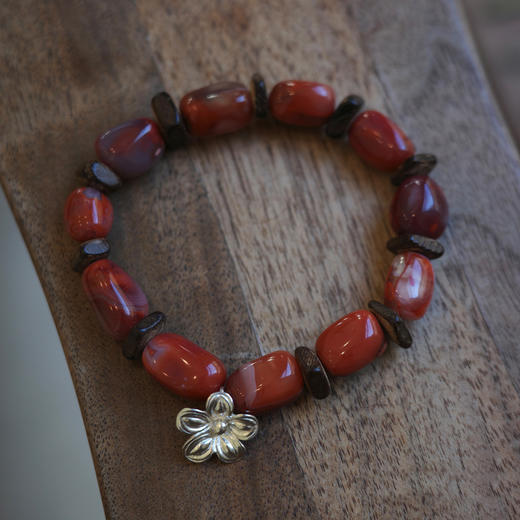 「满堂红」南红玛瑙手串 | 适合腕围15-15.5cm 内蕴晶洞或身披自然纹路 to me 天然石饰品 商品图2