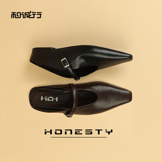 和诚行2026春季新款舒适百搭一字扣带外穿平底女式拖鞋0400265 商品图2