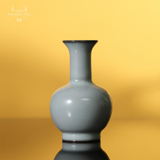 问鼎官窑长颈瓶(小) 商品图0