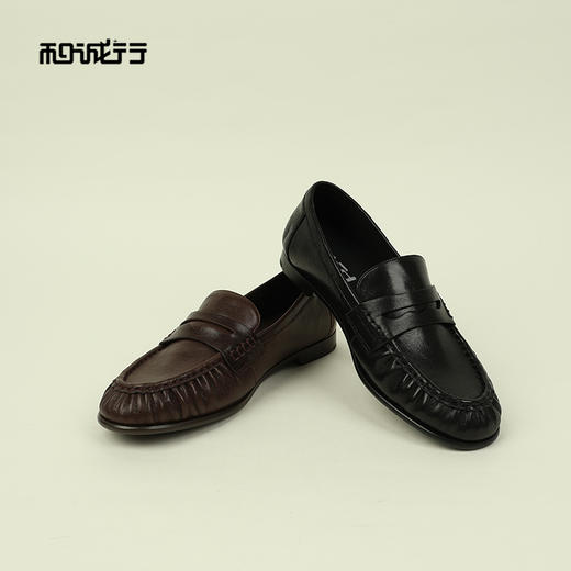 和诚行2026春季新款复古经典时尚真皮褶皱一脚蹬女式乐福鞋0820311 商品图2