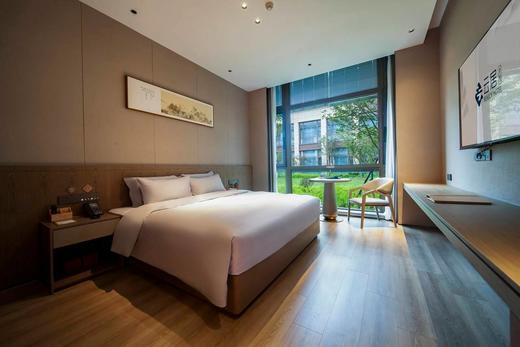 【聚会专享|烟花季】扬州 | 扬州瘦西湖云居酒店聚会套餐，859元/单人3晚起，毗邻瘦西湖，体验江南早茶文化。 商品图2