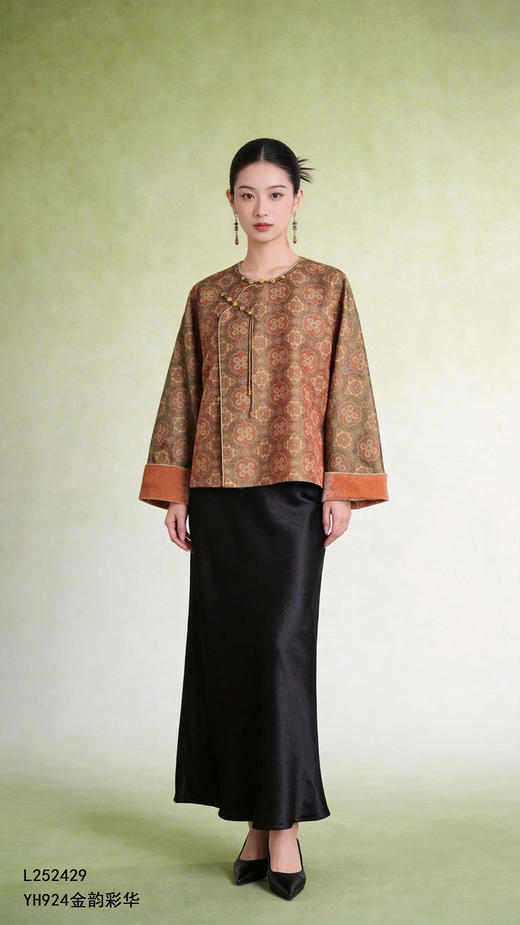 L252429外套。 商品图1