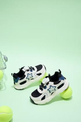 【春上新】【5折】8楼普西拉童鞋P7214109  春款亮灯运动鞋  吊牌价：479   折后:240元