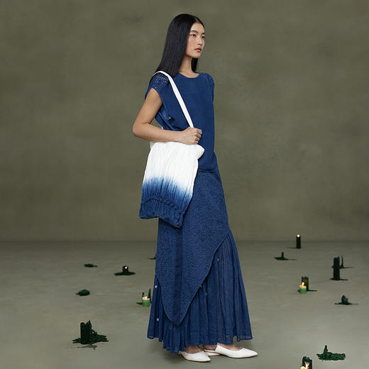 【林栖设计小店】植物染色|手工钩花植物蓝丝棉2026春新款镂空毛织上衣1961214 商品图3