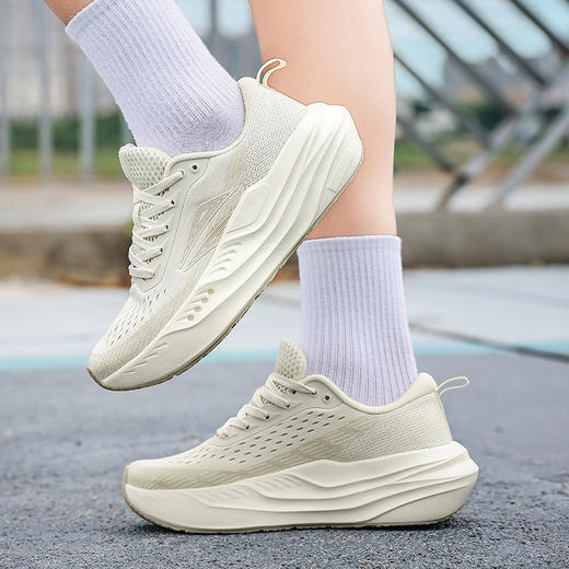 男女同款 | 2026春夏新品KAIBA「轻春畅跑鞋」！超临界中底+贾卡网面，加固脚踝设计，专为国人脚型设计，晋江实力工厂直发，品质保证 商品图11