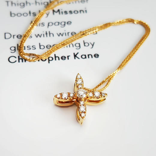 莱绅通灵AU750黄金经典时尚四叶草造型0.073克拉钻石配玛瑙吊坠项链 链长：40CM 260126TB59 商品图3