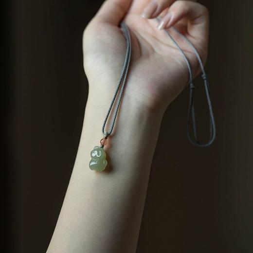 【一马当先和田玉吊坠】敦煌福泽小众生肖马吊坠天然和田玉挂件属相羊六合吊坠马年本命年挂件首饰 商品图3