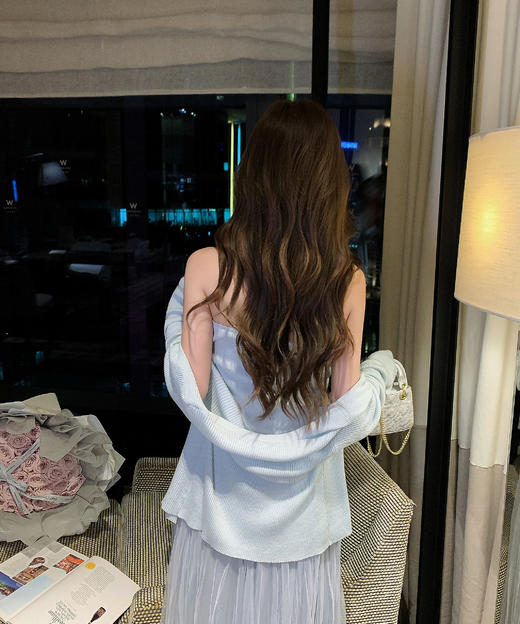 张心子【浪漫绮想】法式挂脖上衣开衫两件套女春新款性感修身套装 U2602068 商品图5