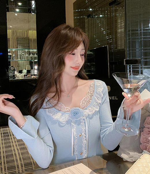 张心子【假日甜心】法式纯欲蕾丝针织衫女2026春新款别致修身上衣 U2602046 商品图2