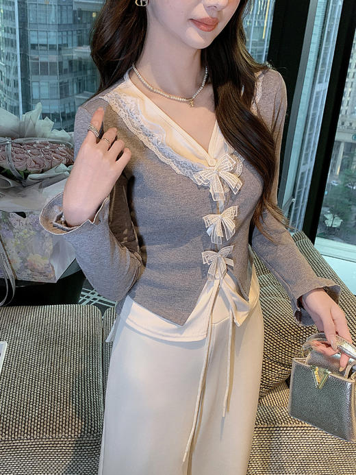 张心子【半糖主义】甜美假两件撞色针织衫女长袖早春新款修身上衣 U2602047 商品图10