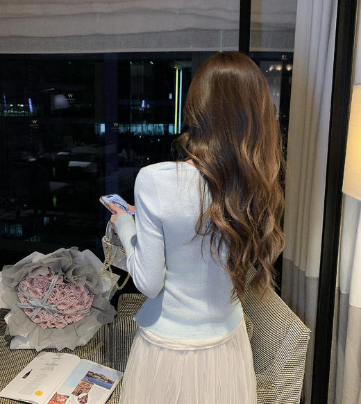 张心子【蕾丝绮梦】荡领网纱拼接针织衫上衣 U2602040 商品图7