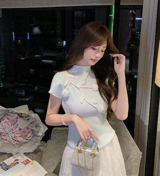 张心子【藤蔓花】半高领立体花朵针织衫短袖上衣 U2602085 商品图2