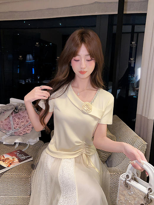 张心子【苏醒玫瑰】斜领设计感T恤短袖上衣 U2602042 商品图5