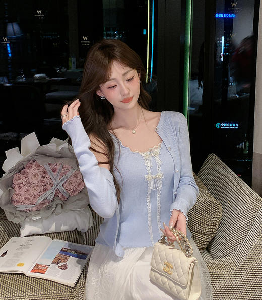 张心子【微甜百利】开衫吊带上衣两件套女春季新款时髦针织套装 U2602073 商品图4