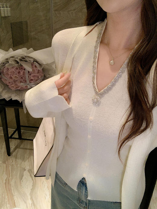 张心子【浪漫绮想】法式挂脖上衣开衫两件套女春新款性感修身套装 U2602068 商品图4