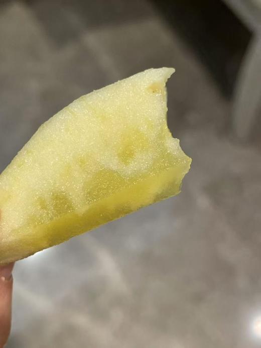 #冬恋苹果#，雪后苹果更脆甜，有糖心！集果木香，花香于一身，回味芬芳！ 商品图2