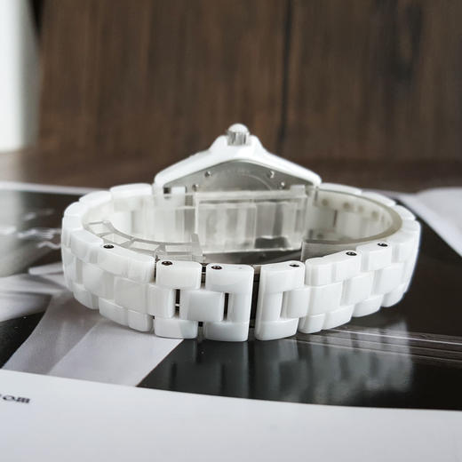【95新】CHANEL 香奈儿H0968石英机芯日期显示33MM（女款）J12系列陶瓷300126NJS22 商品图6