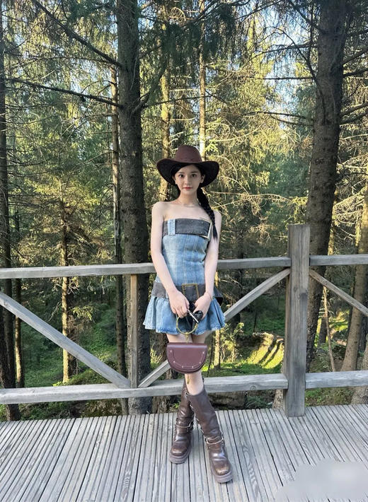 克洛伊 Nile 小号 棕色 金扣 手环 半月包 商品图2