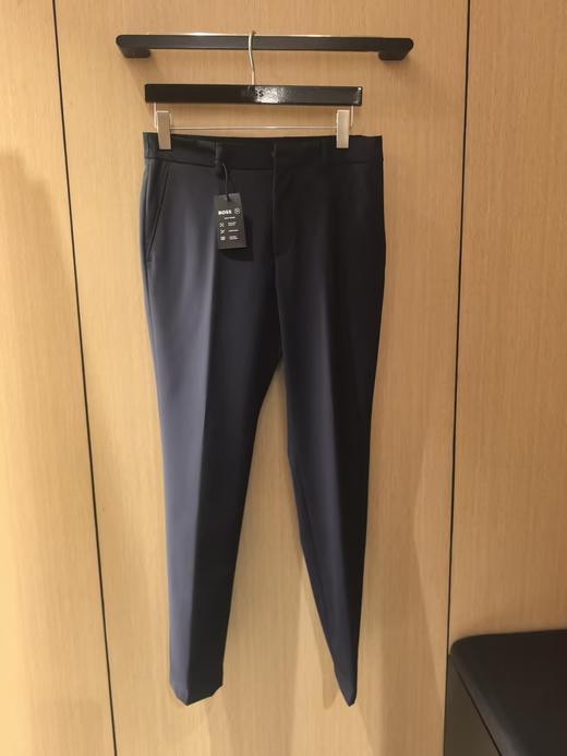 HUGO BOSS 长裤男  50556758-404 . 商品图0