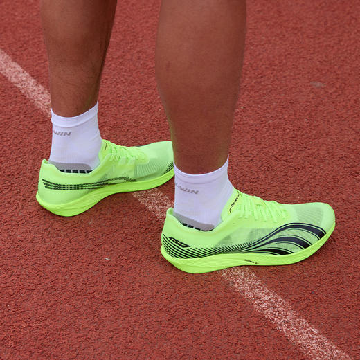 多威隐忍2代薄底场地竞速男女超临界训练跑鞋MR53260 商品图10