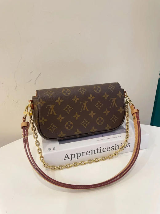 LV Ivy 老花  腋下包 商品图1