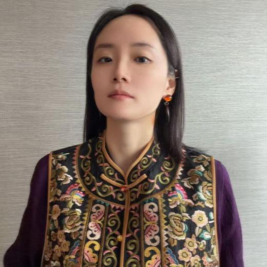 【咕咕同款】NANSONGSILK/NS新中式桑蚕丝圆领重工刺绣撞色拼接新中式坎肩马甲M1D536093Y南宋 商品图3