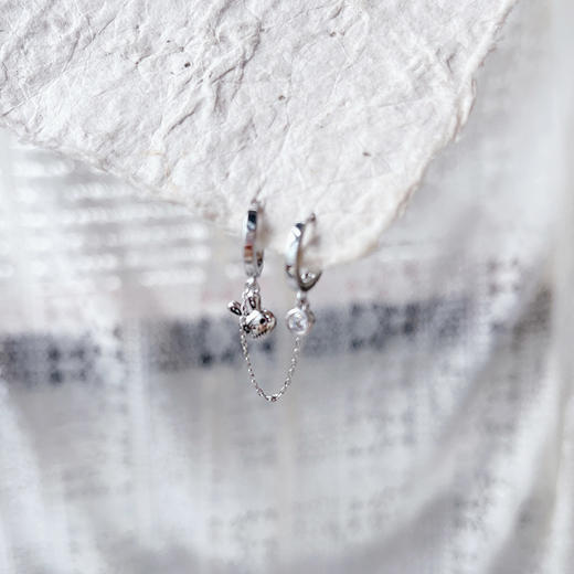 个性百搭设计款两孔耳扣-纪念日百货门店同款162843473 商品图3