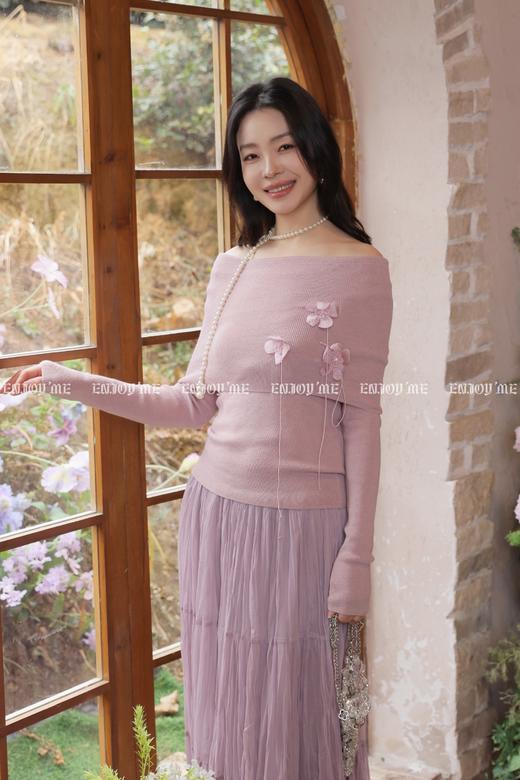 【门店同款】ENJOY春季“柔光芳序”玫瑰呓语针织上衣 169249080 商品图8