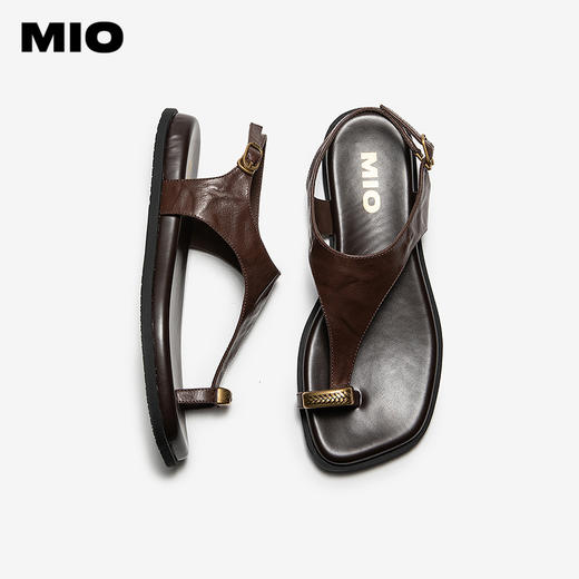 【上新】MIO米奥老钱风夹脚凉鞋女2026夏新款法式方头平底单鞋外穿人字拖M263130891 商品图3